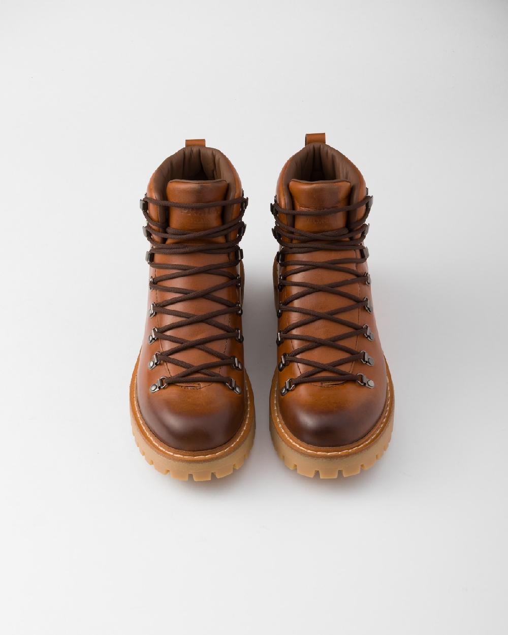 Prada Botines De Piel Con Cordones