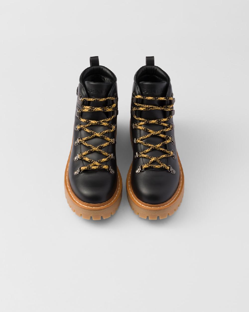 Prada Botines De Piel Con Cordones