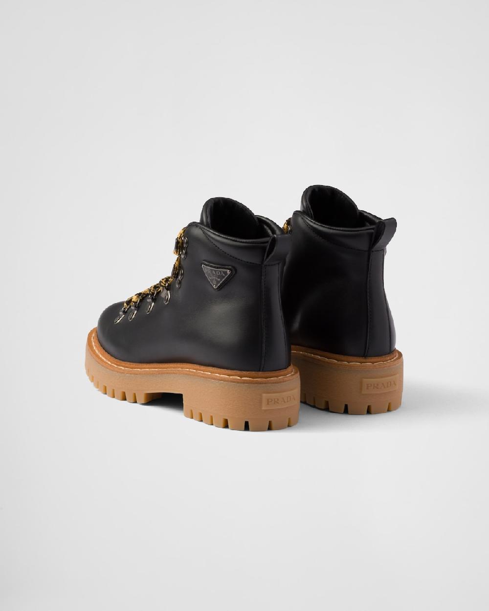 Prada Botines De Piel Con Cordones