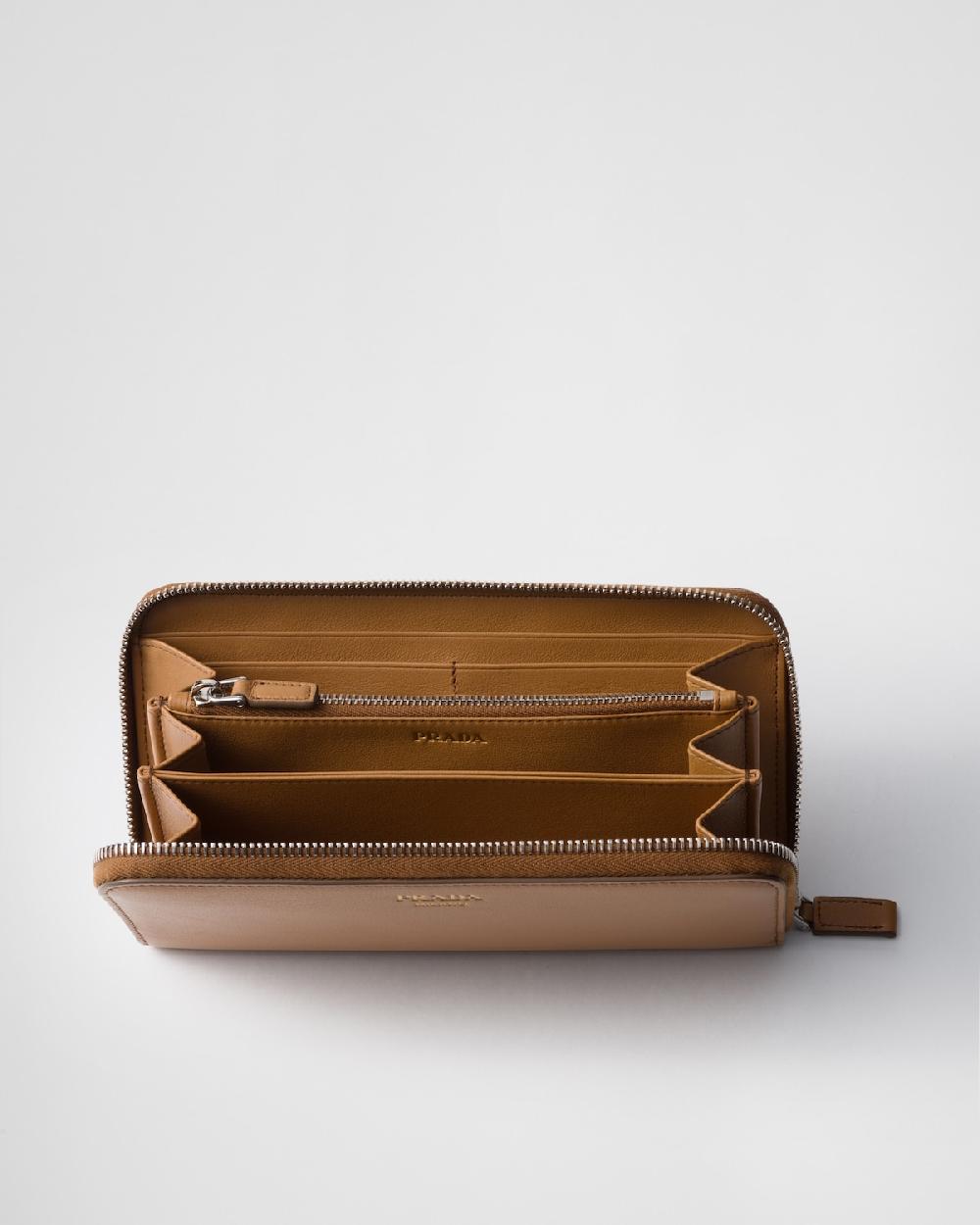 Prada Cartera de piel