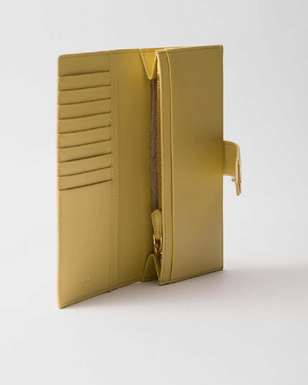 Prada Cartera De Piel Grande