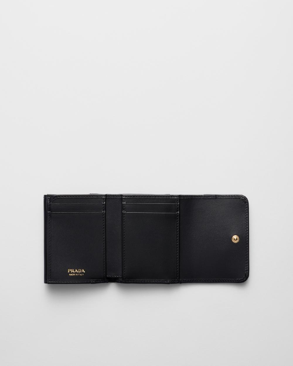 Prada Cartera pequeña de piel