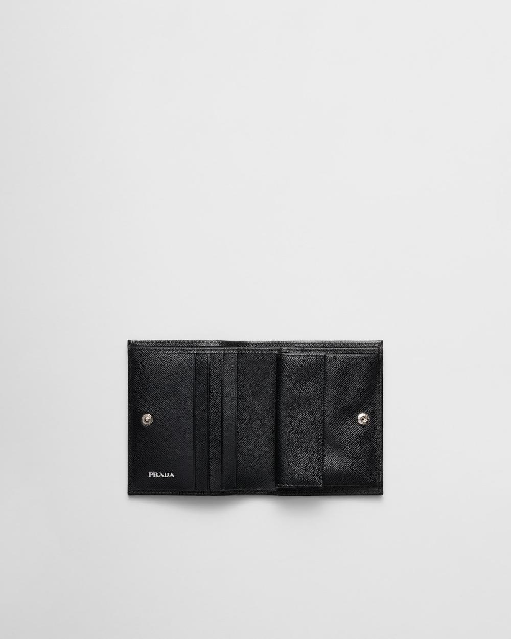 Prada Cartera pequeña de piel Saffiano