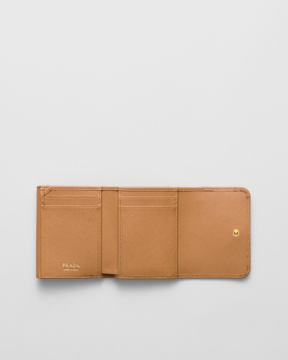 Prada Cartera pequeña de piel Saffiano