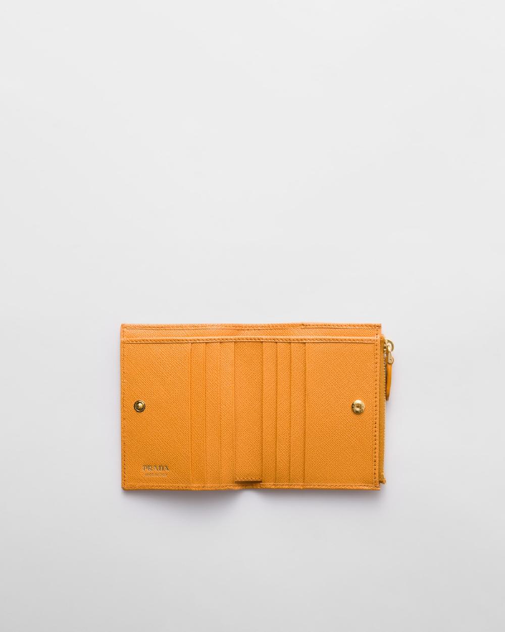 Prada Cartera pequeña de piel Saffiano