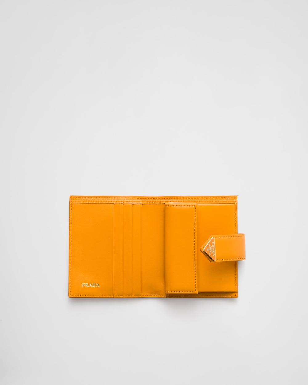 Prada Cartera pequeña de piel y Saffiano