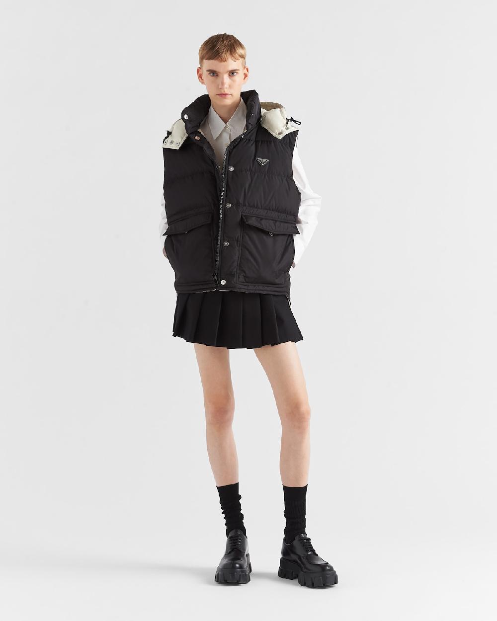 Prada Chaleco de plumón en Re-Nylon