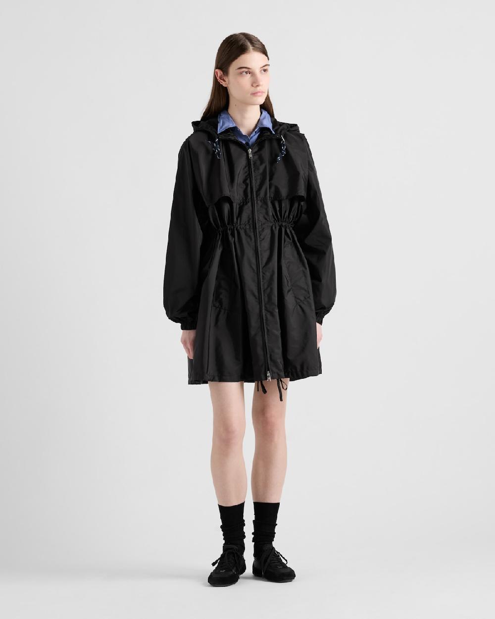 Prada Chubasquero de Re-Nylon ligero