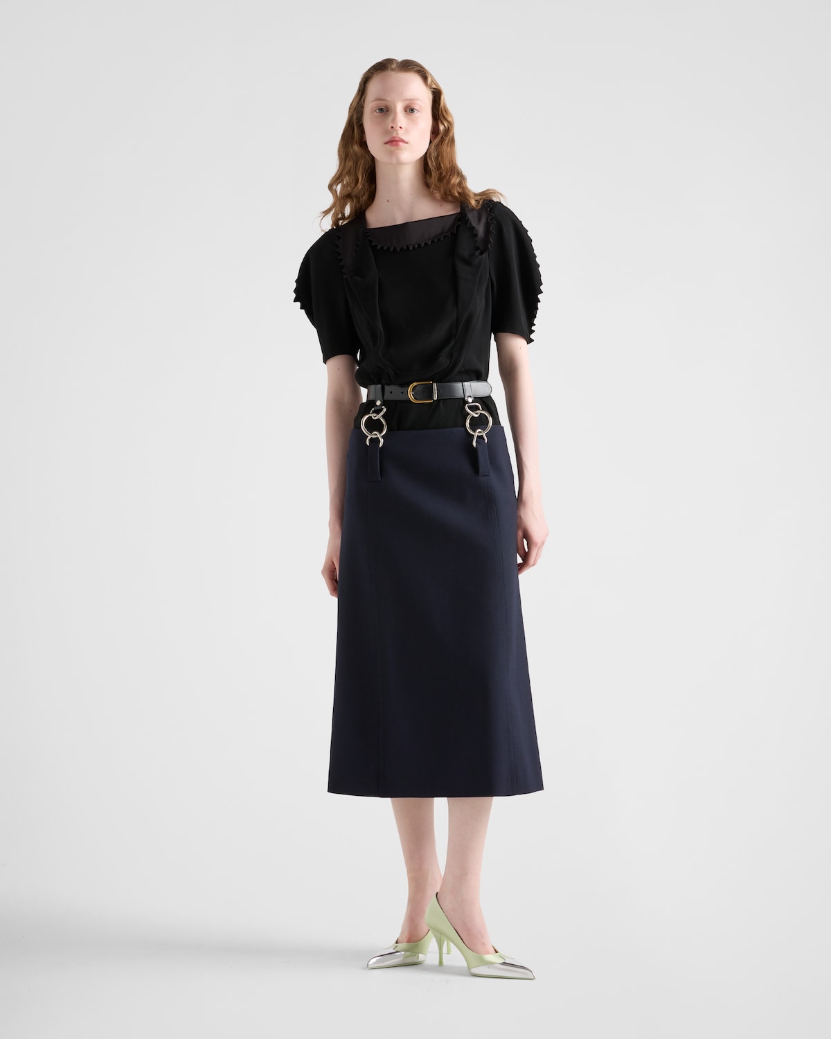 Prada Falda con cinturón y pespuntes