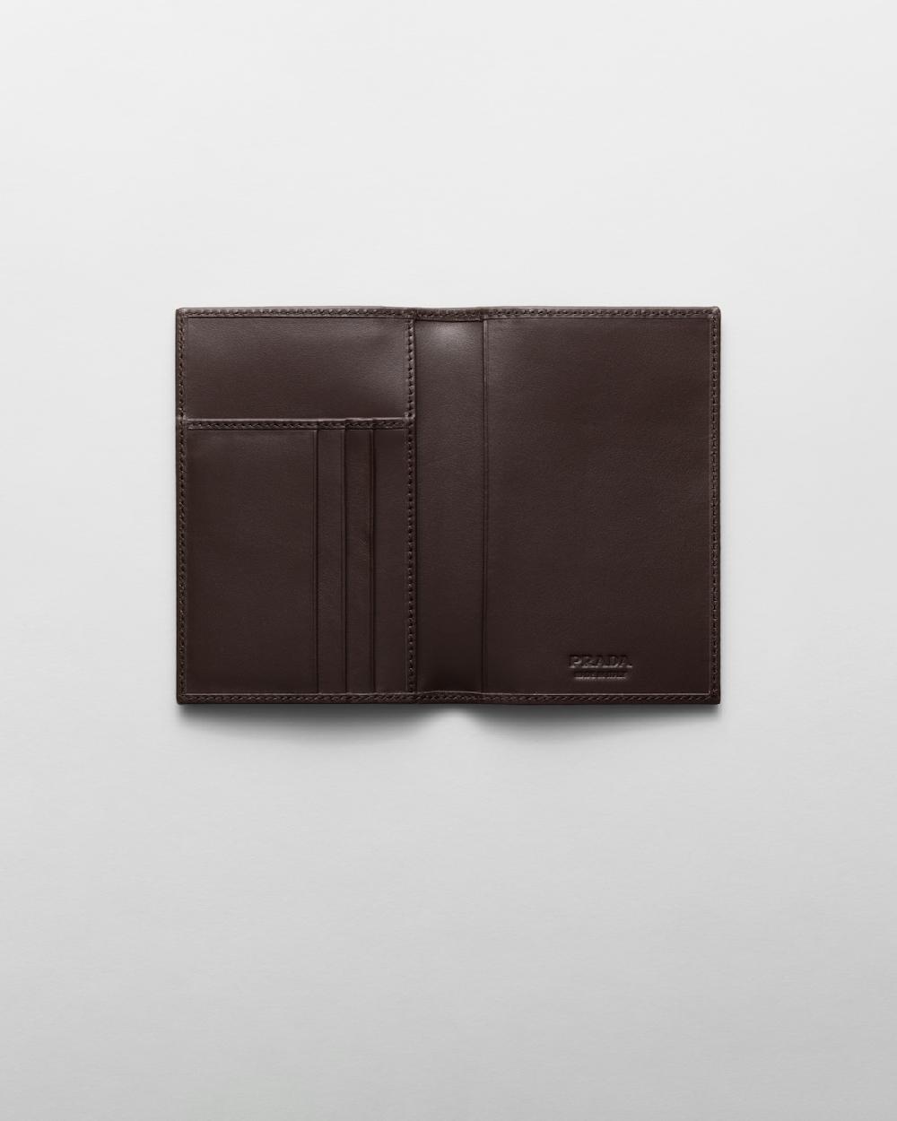 Prada Funda para pasaporte de Re-Nylon y piel