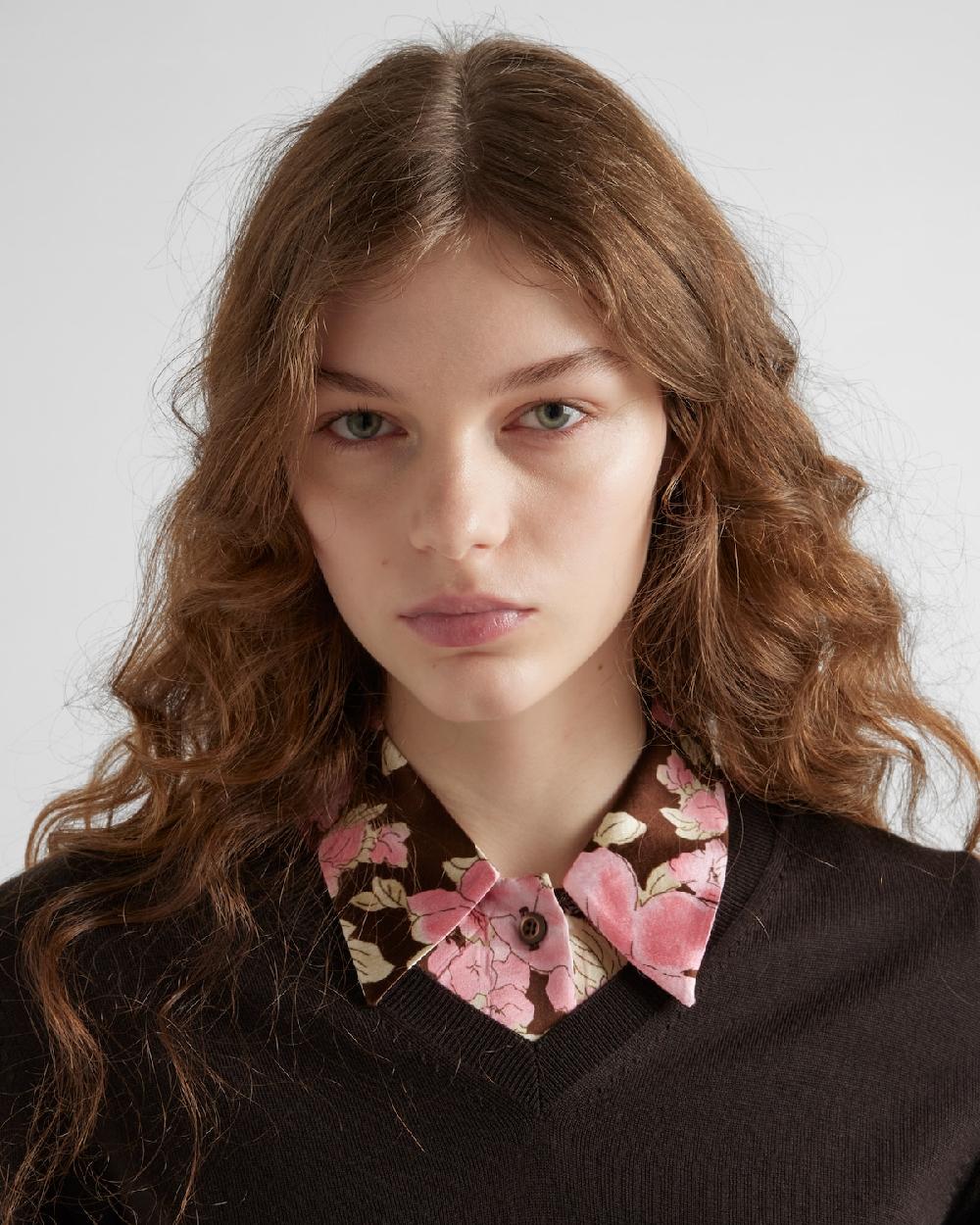 Prada Jersey De Lana Con Escote En V