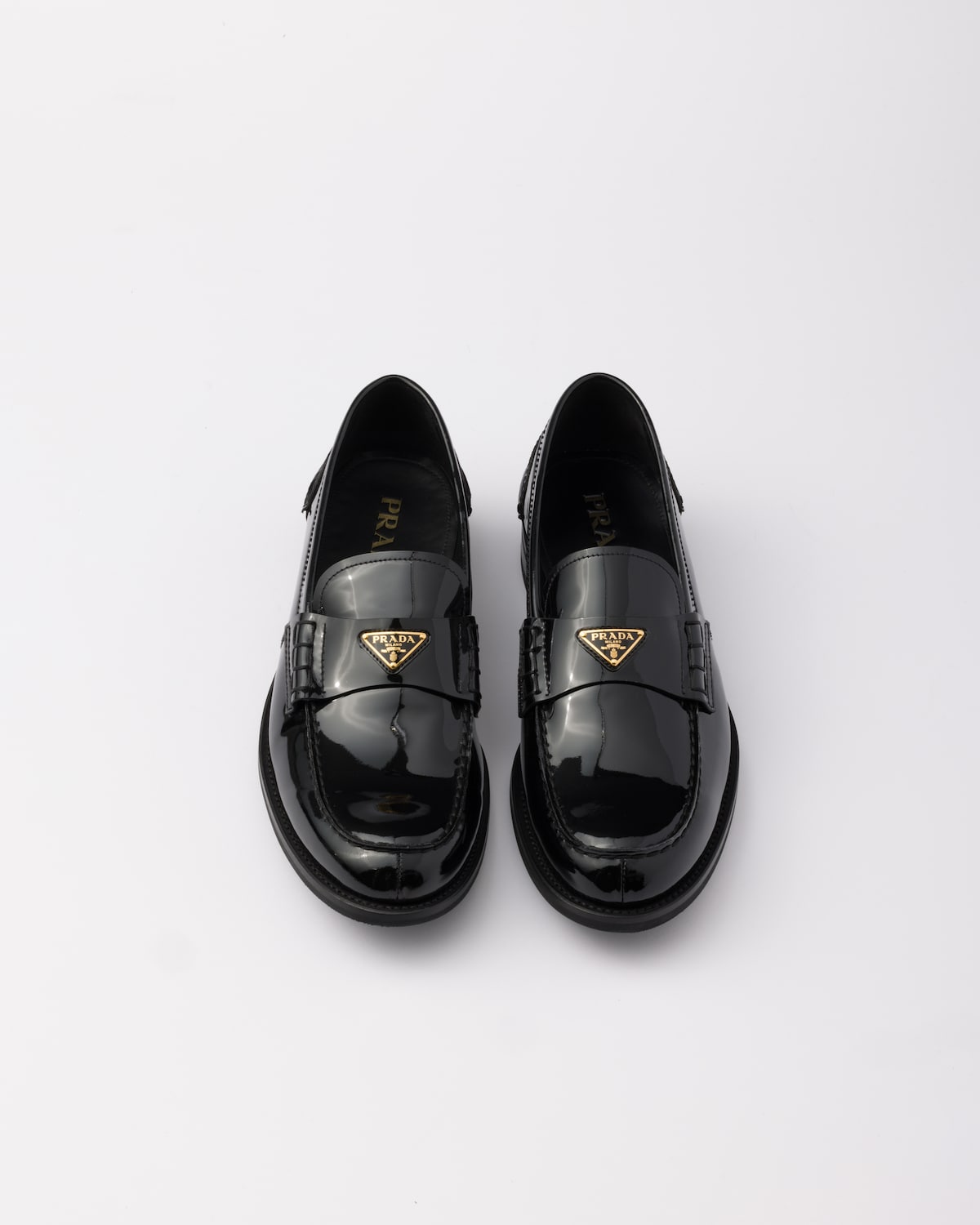 Prada Loafer Em Couro Escovado