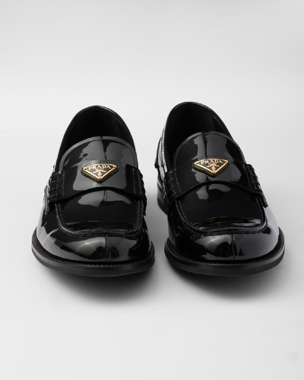 Prada Loafer Em Couro Escovado