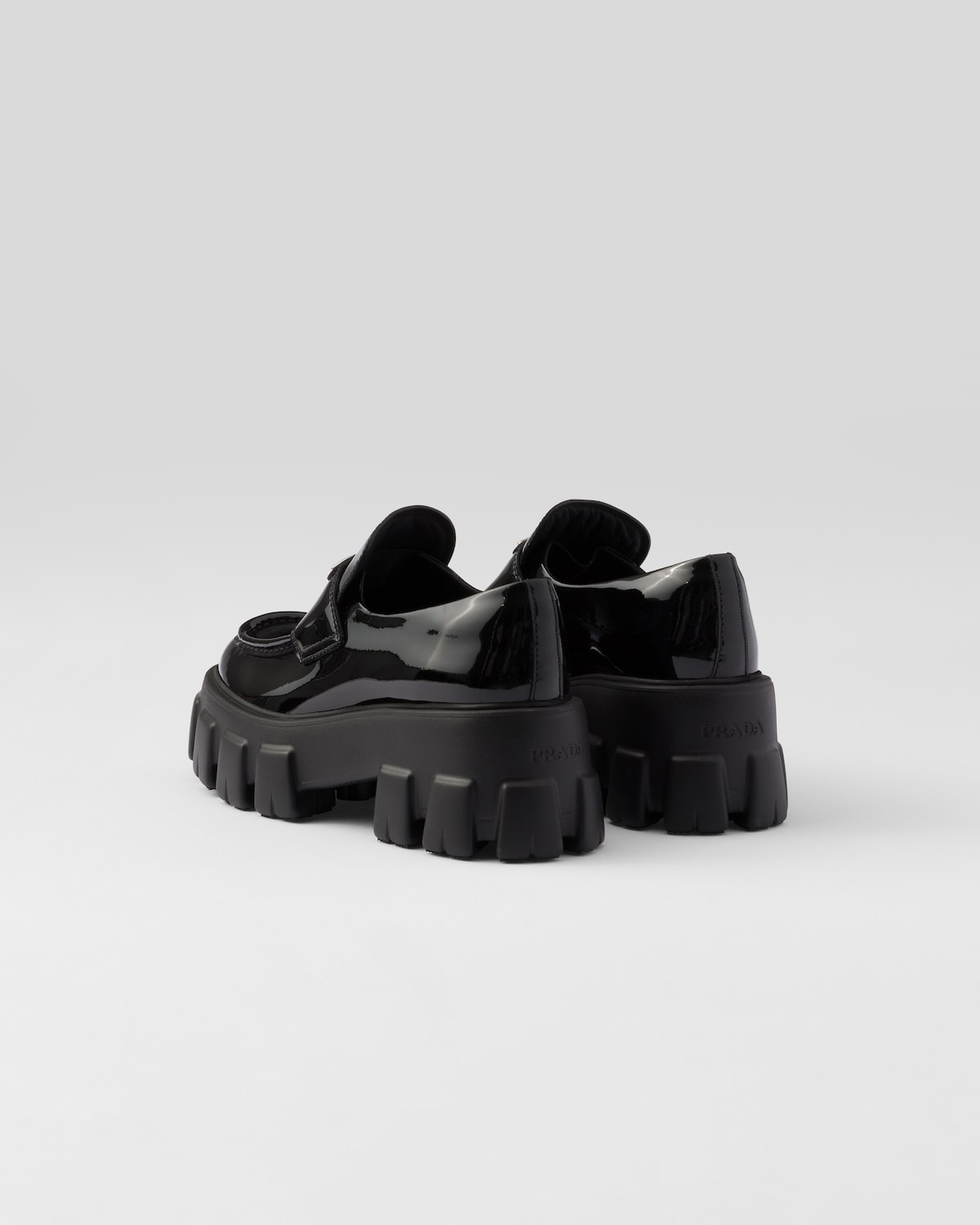 Prada Mocasines De Charol Monolith