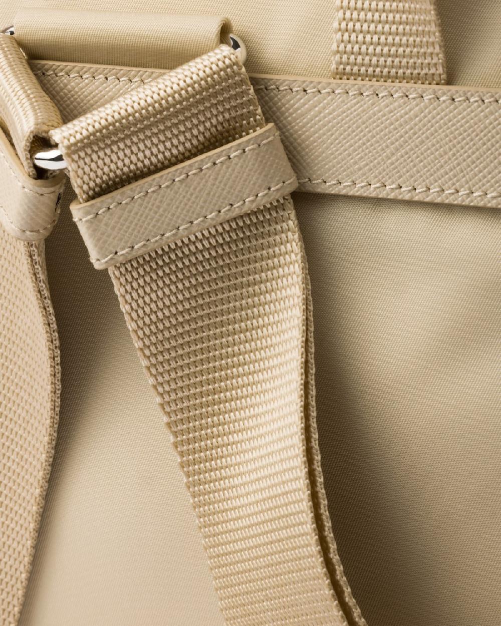 Prada Mochila Pequeña De Re-Nylon