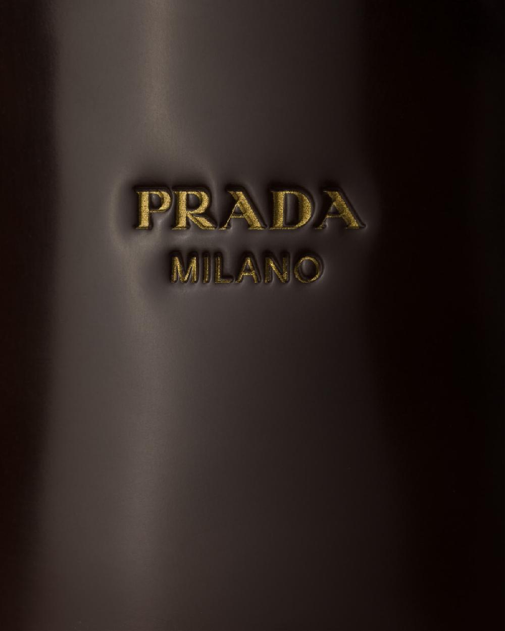 Prada Mules De Piel Cepillada
