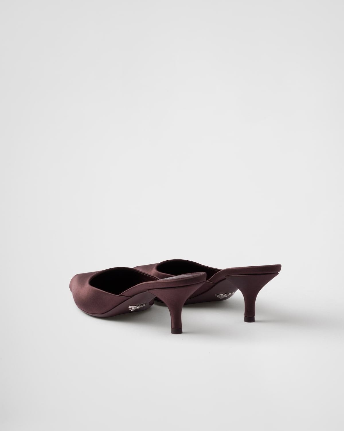 Prada Mules De Satén