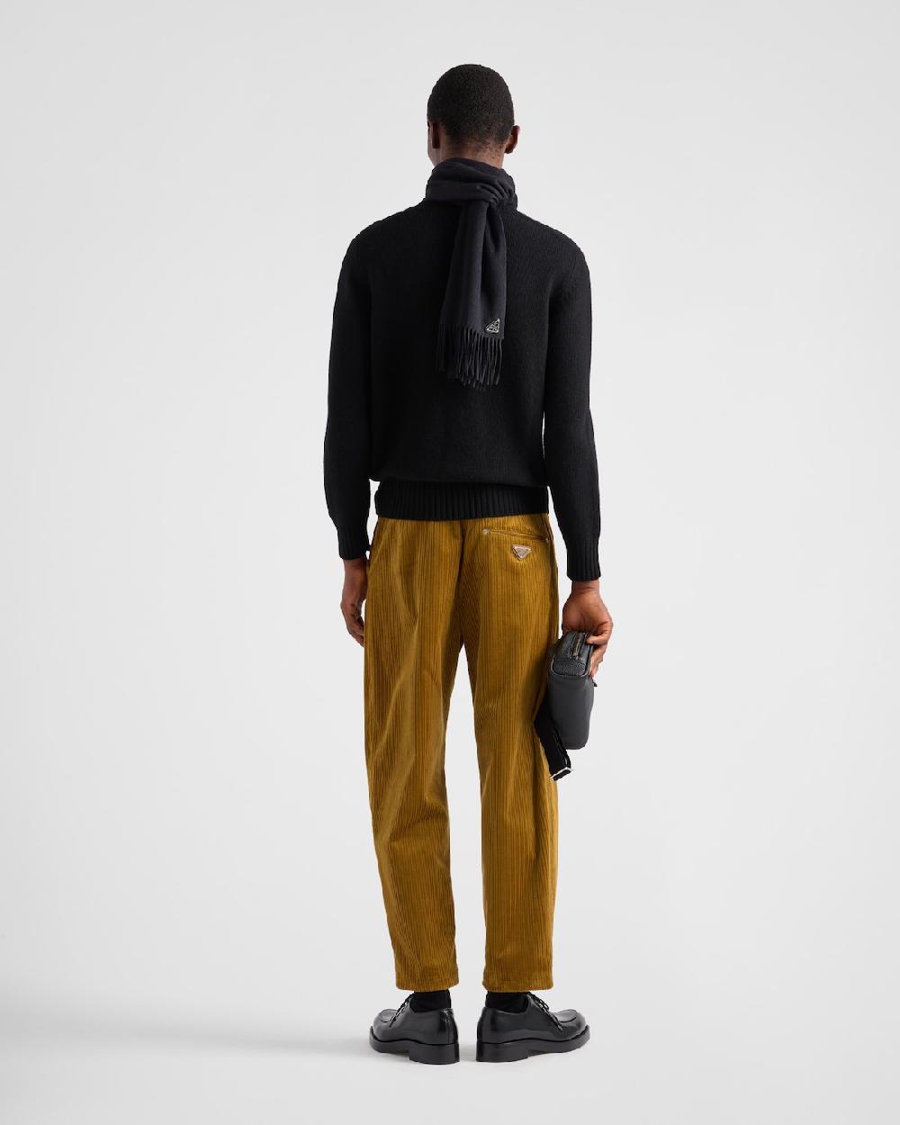 Prada Pantalones De Pana Fina