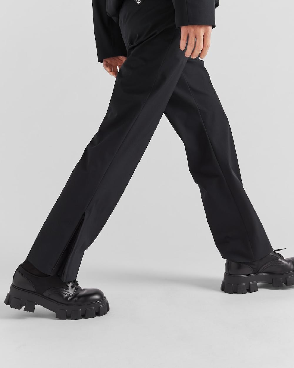 Prada Pantalones De Tejido Técnico Elástico