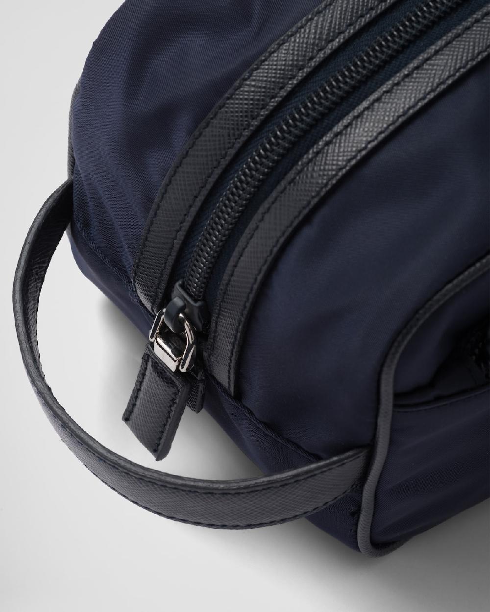 Prada Pouch De Viaje De Re-Nylon Y Piel Saffiano