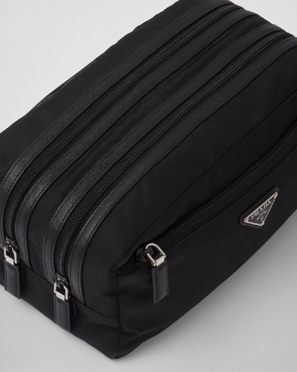 Prada Pouch De Viaje De Re-Nylon Y Piel Saffiano