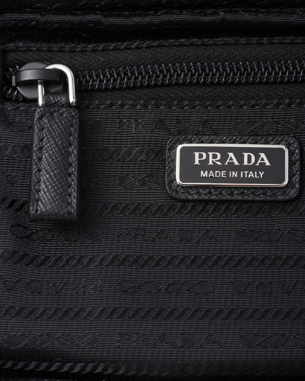 Prada Pouch Pequeño De Re-Nylon Con Cremallera