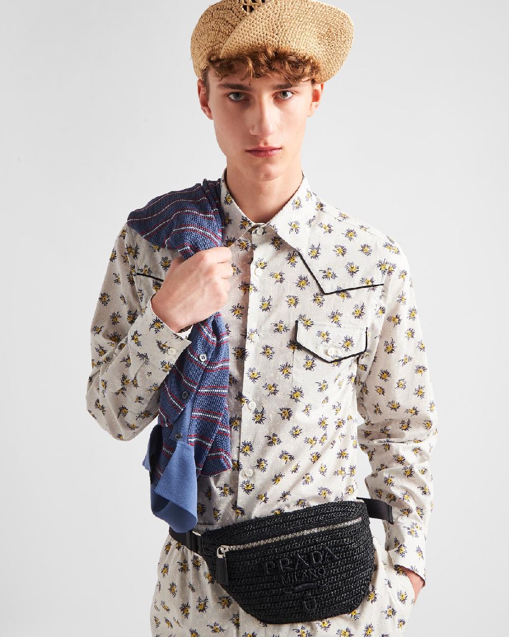 Prada Riñonera de croché