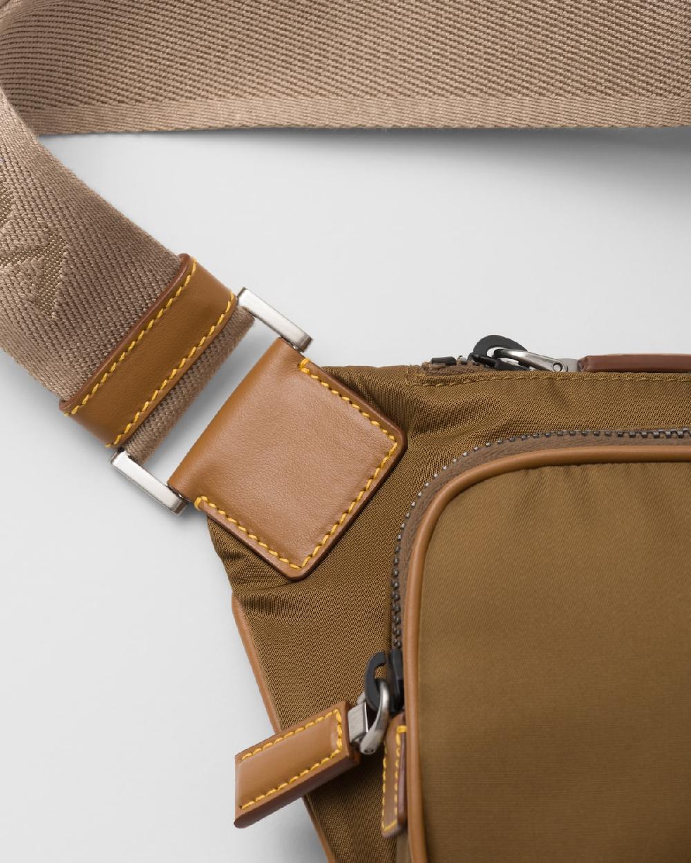 Prada Riñonera De Piel Y Re-Nylon