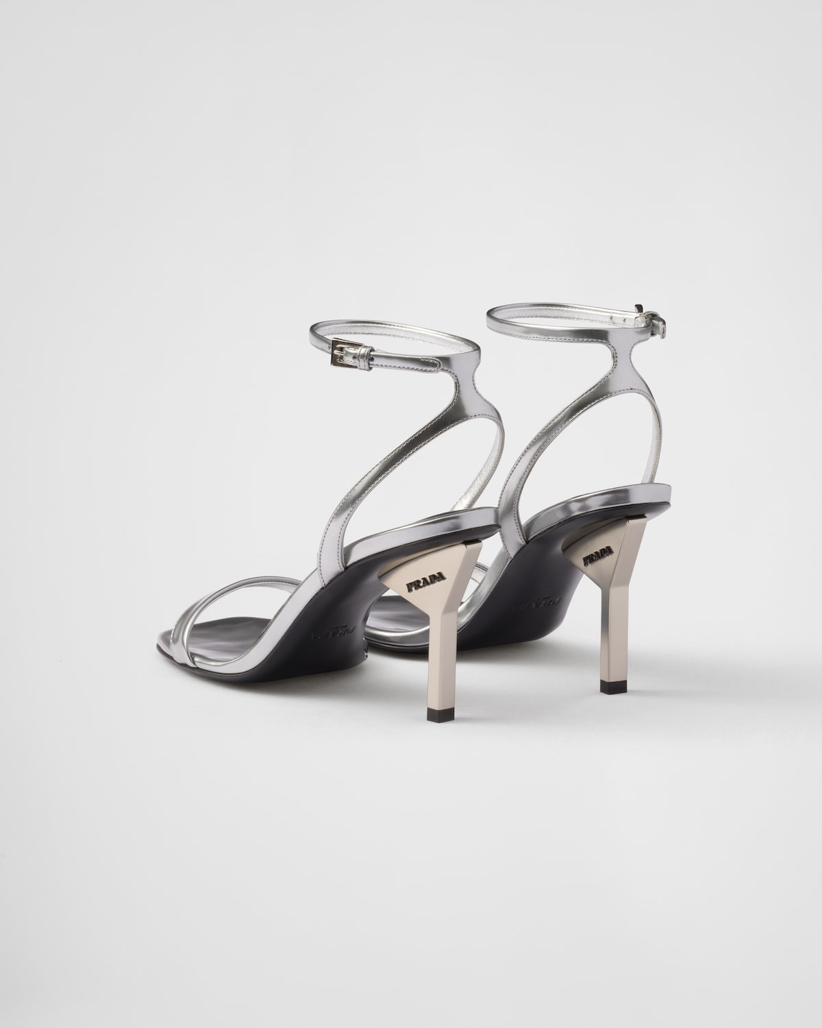 Prada Sandalias De Piel Metalizada