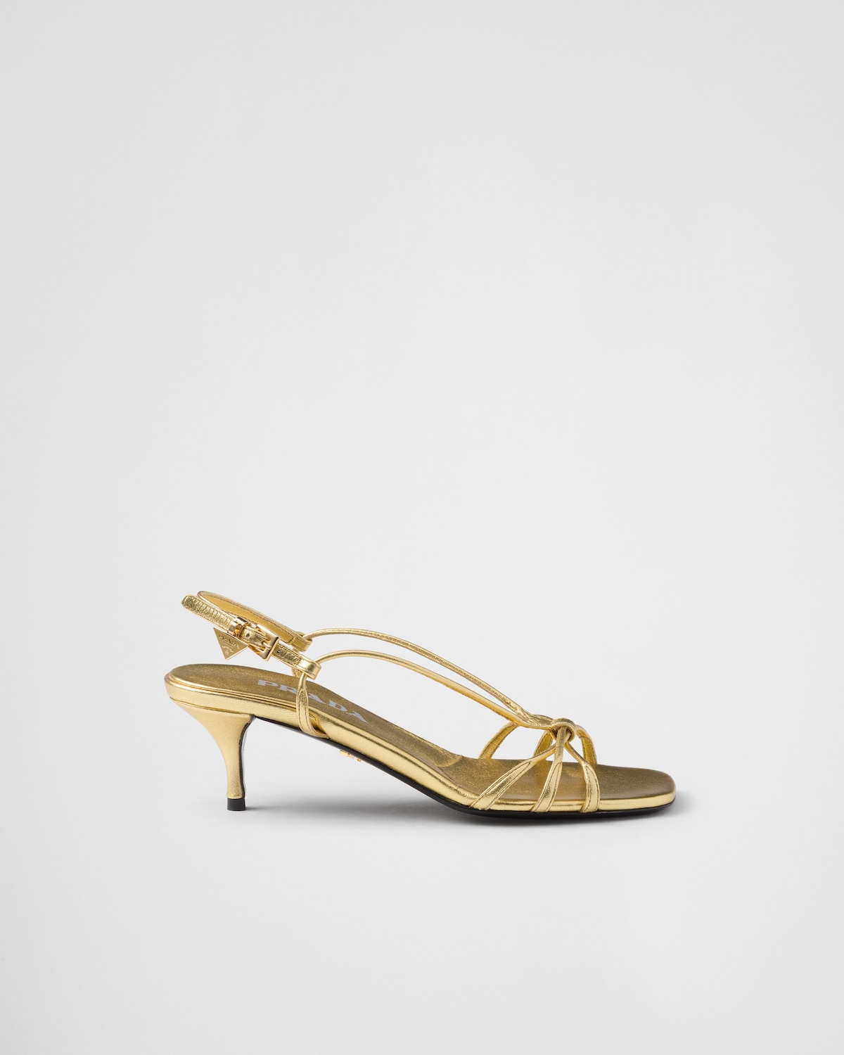 Prada Sandalias de tacón de napa mordoré