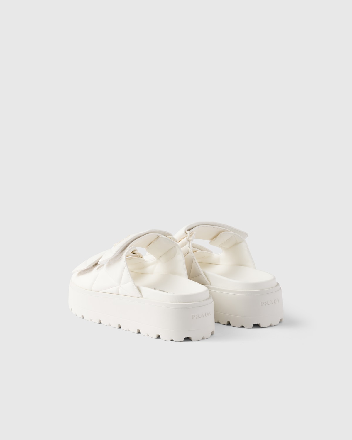 Prada Sandalias Planas De Napa Acolchada