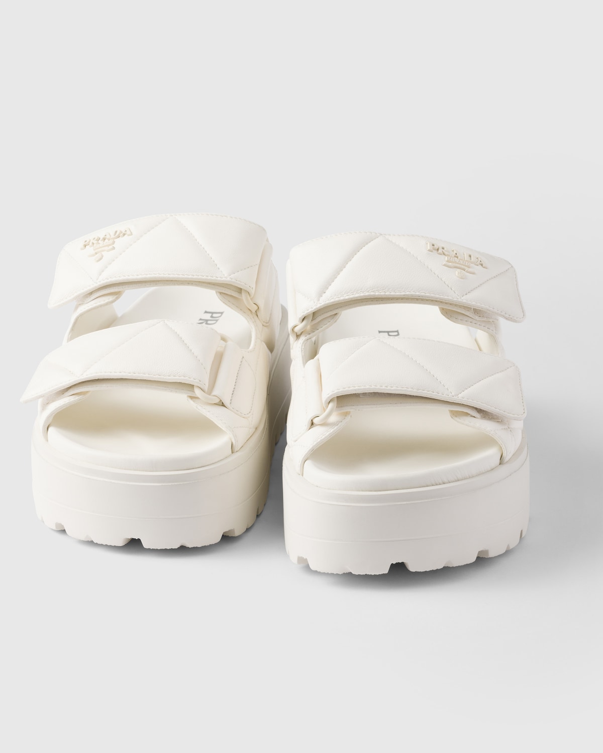 Prada Sandalias Planas De Napa Acolchada