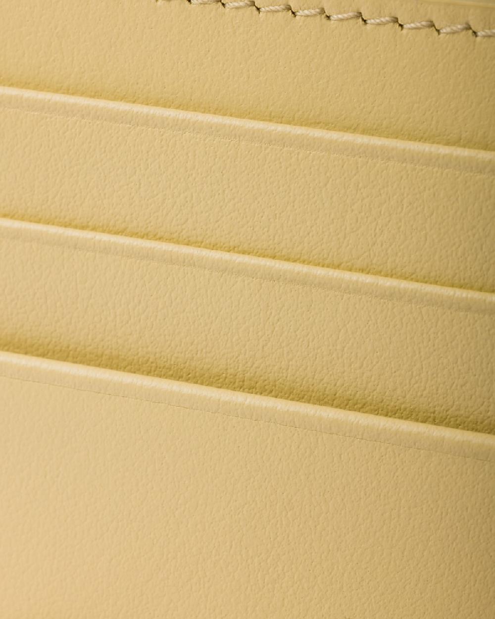 Prada Tarjetero de piel