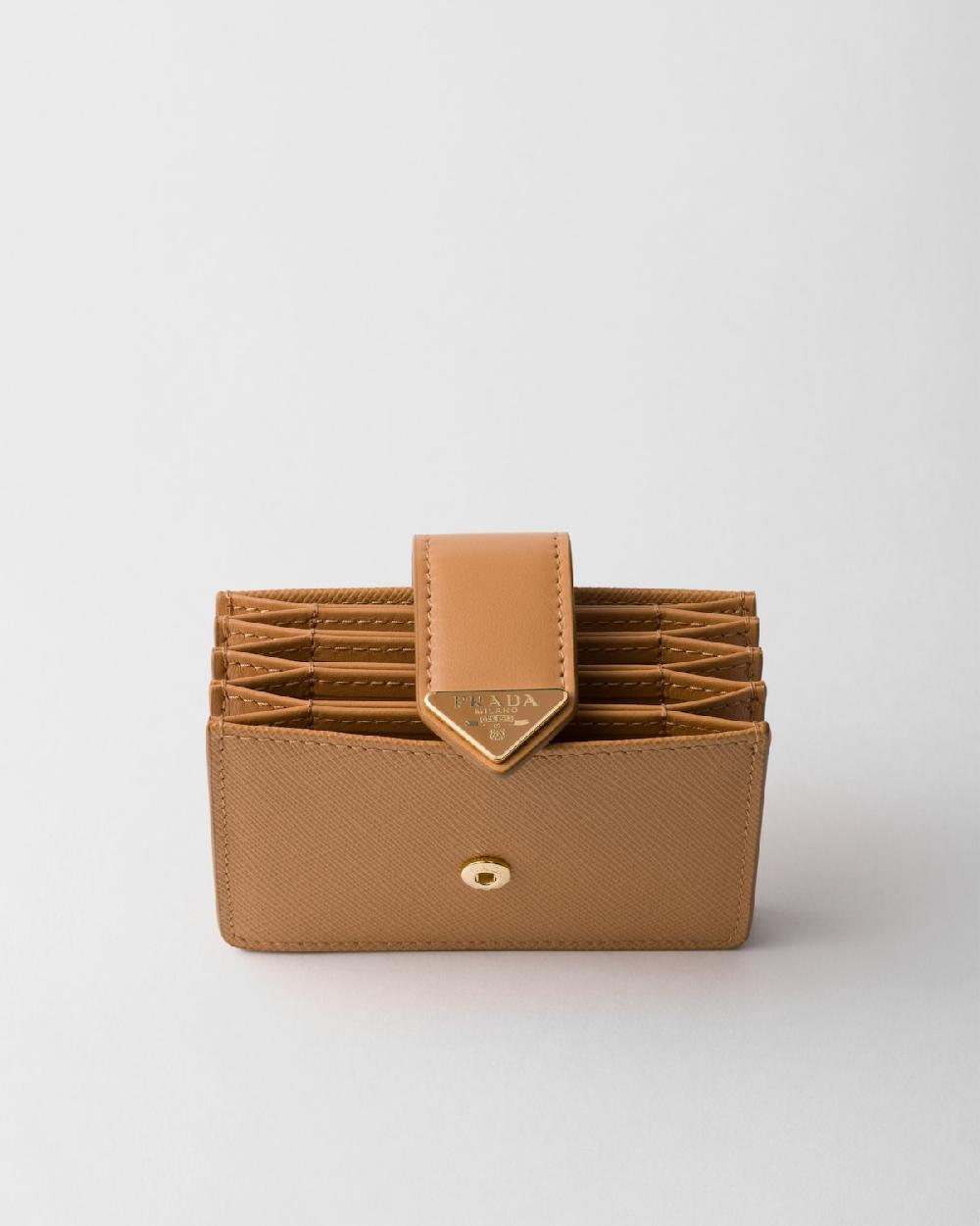 Prada Tarjetero de piel y Saffiano