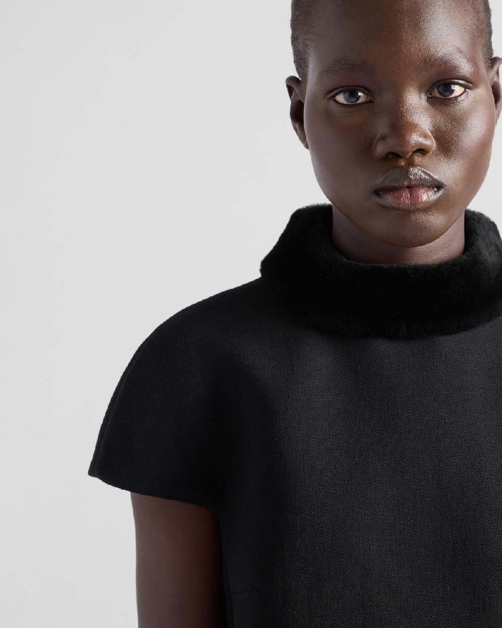 Prada Vestido Corto De Natté