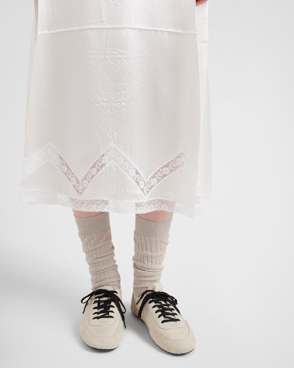 Prada Vestido De Batista Envejecida Bordada