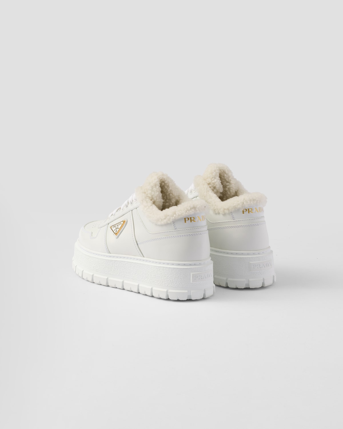 Prada Zapatillas De Piel