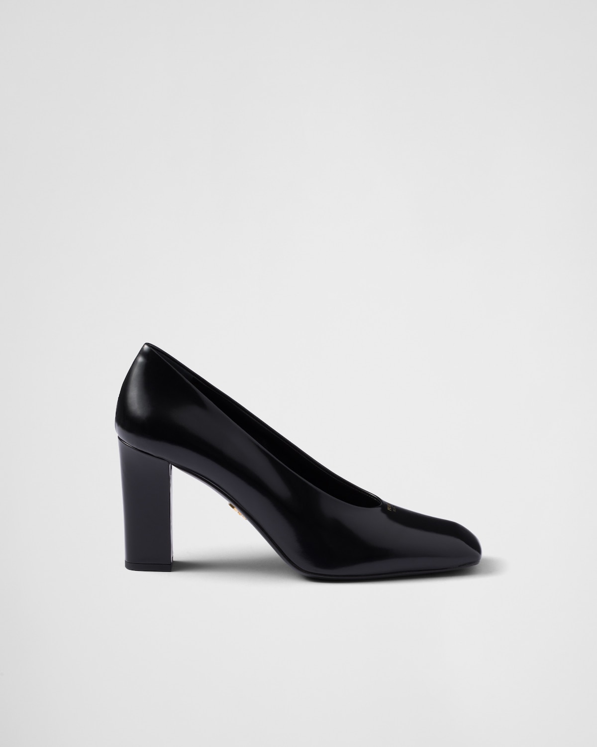 Prada Zapatos de salón de piel cepillada