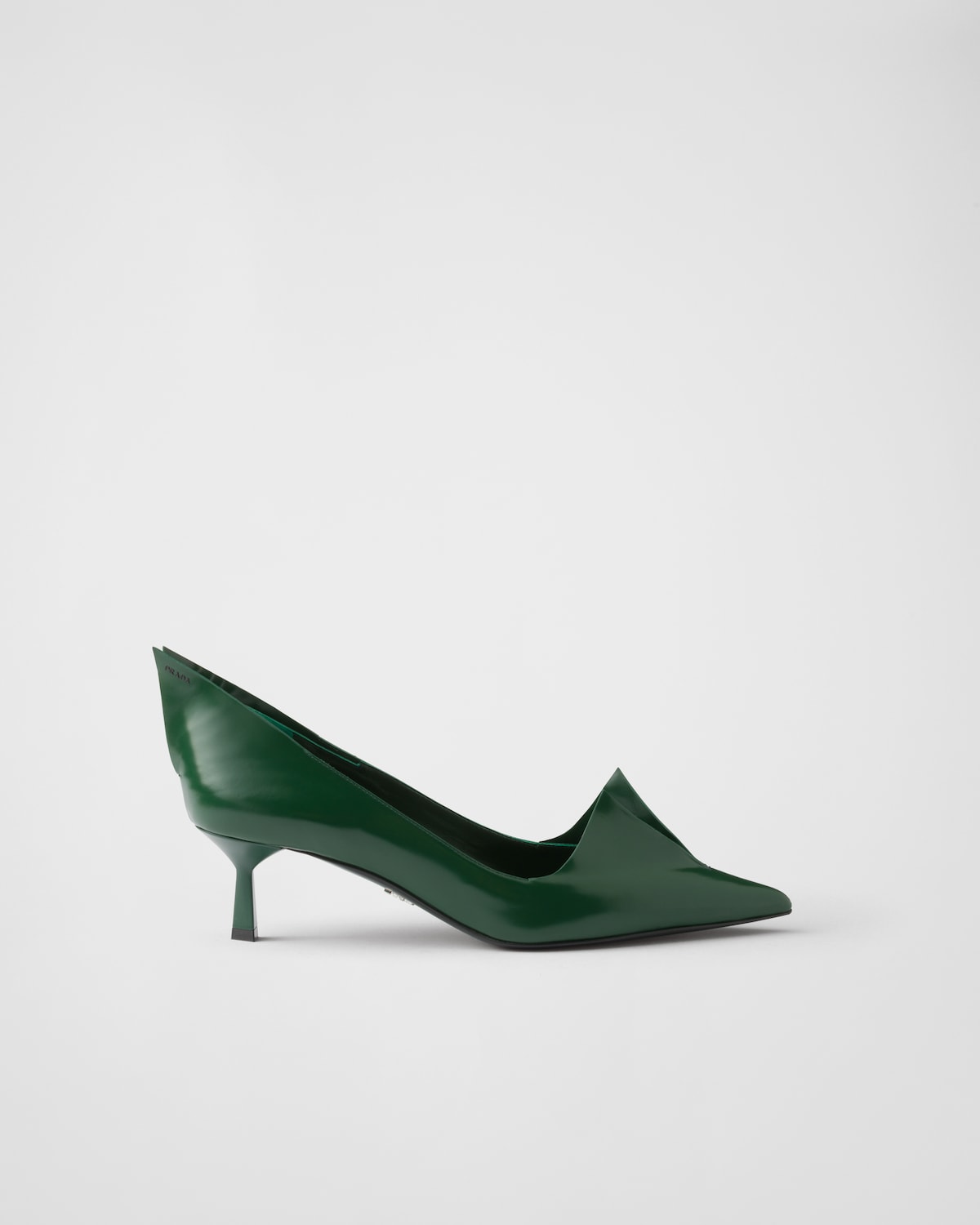 Prada Zapatos de tacón en piel cepillada