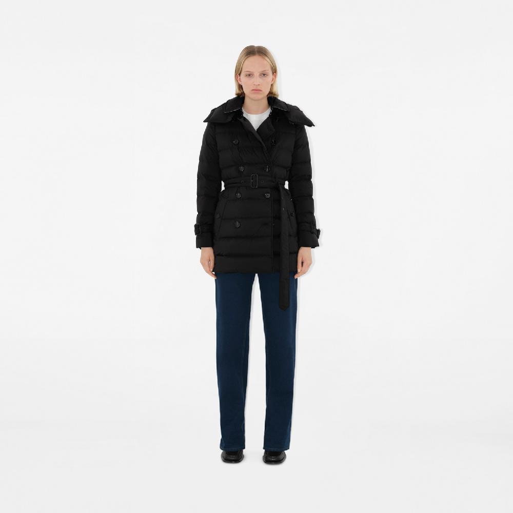 Burberry Abrigo De Plumas Corto En NailonPrecio 1.290 00 € Entallado