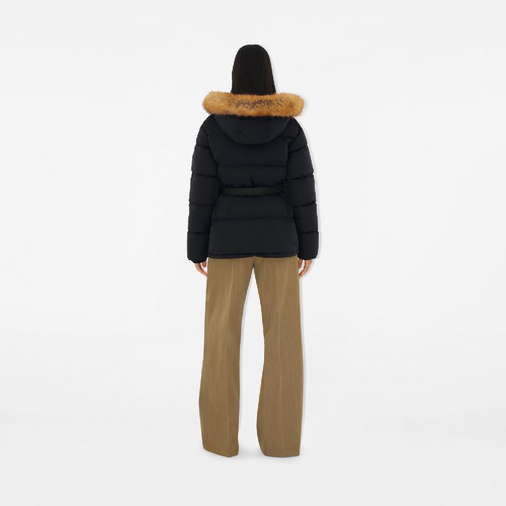 Burberry Abrigo De Plumas Corto En NailonPrecio 1.590 00 €