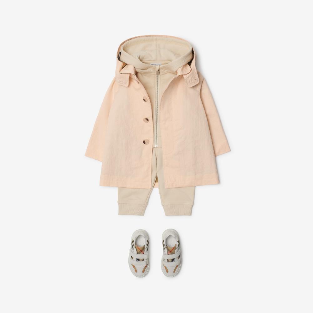 Burberry Abrigo Tres Cuartos En Nailon Y AlgodónPrecio 590 00 € 6-24 Meses