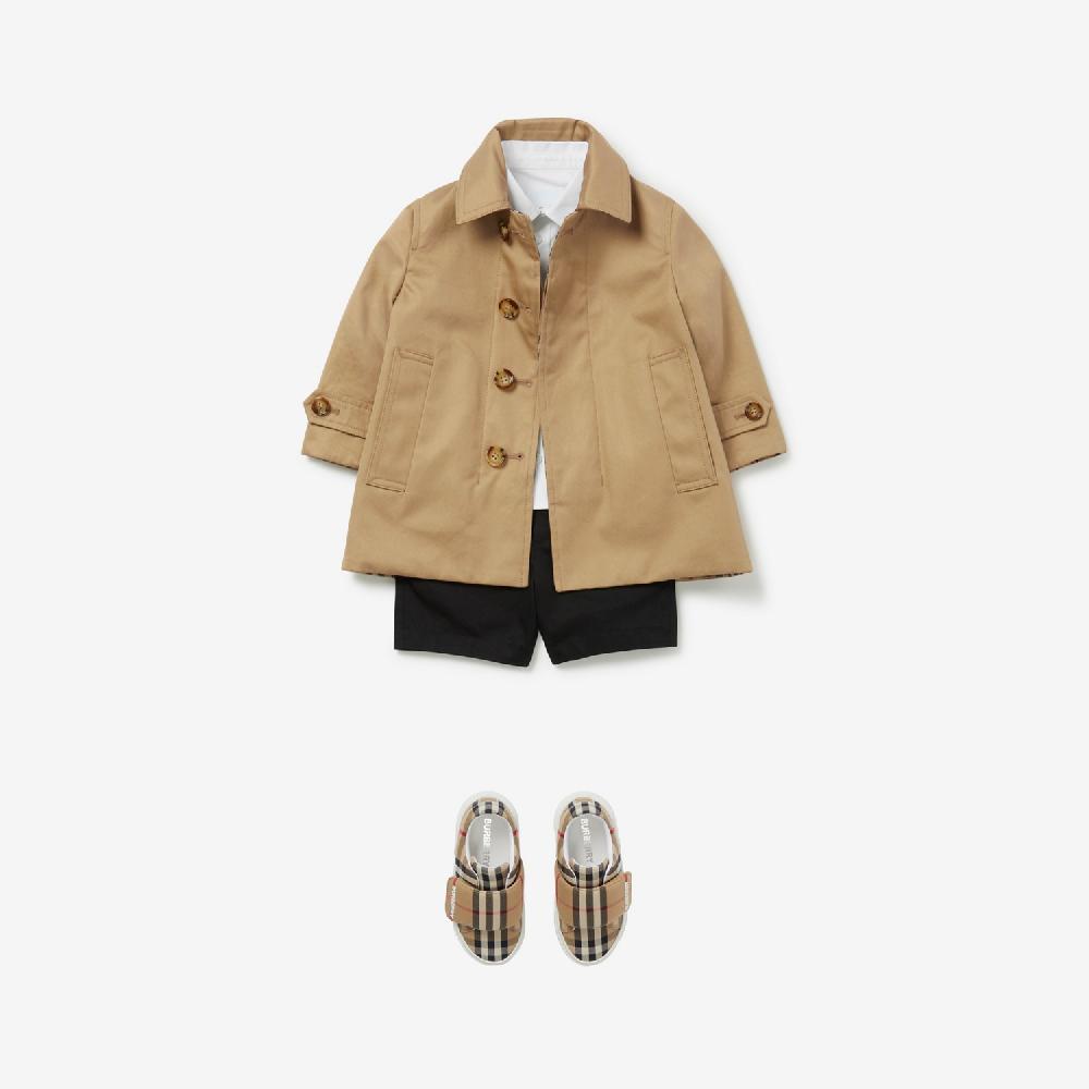 Burberry Abrigo Tres Cuartos Reversible En Gabardina CheckPrecio 1.050 00 € 6-24 Meses