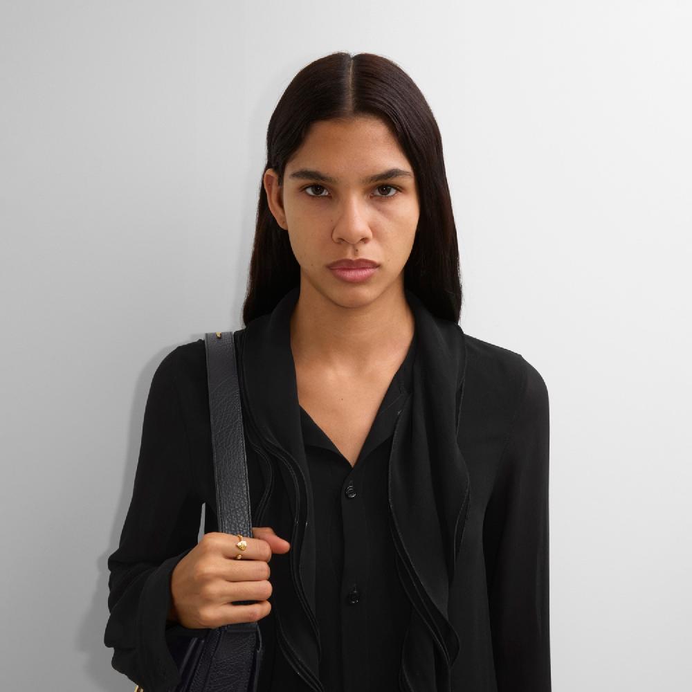 Burberry Anillo Shield Pearl Con EKDPrecio 280 00 € Costume Jewellery