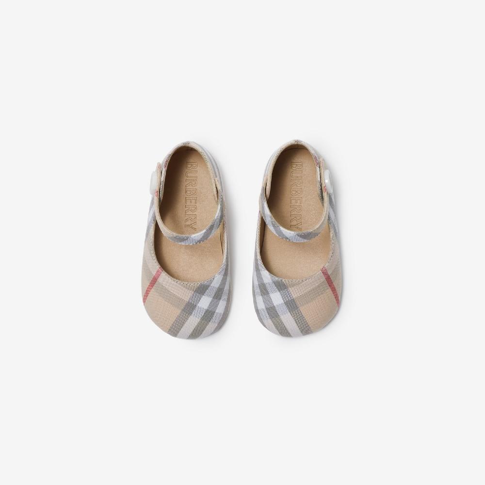 Burberry Bailarinas Mary Jane En Algodón CheckPrecio 190 00 € 0-24 Meses