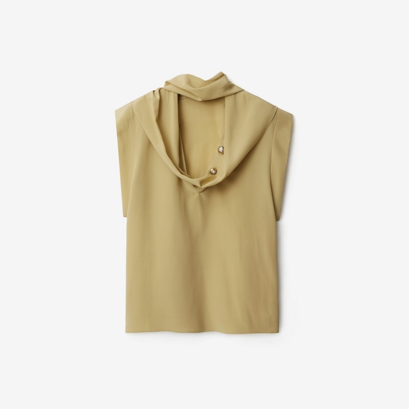 Burberry Blusa en seda con cuello drapeadoPrecio 1.190 00 € Novedades