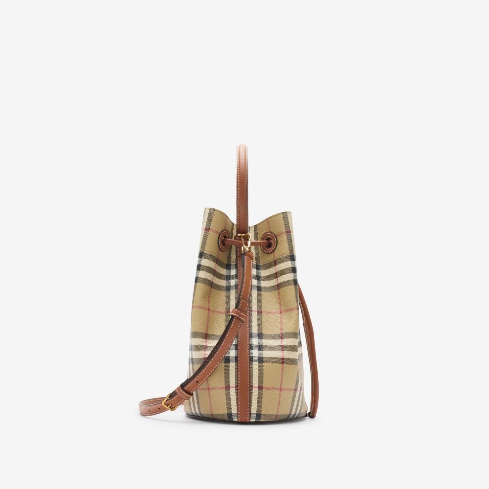 Burberry Bolso Bombonera TB PequeñoPrecio 1.690 00 €