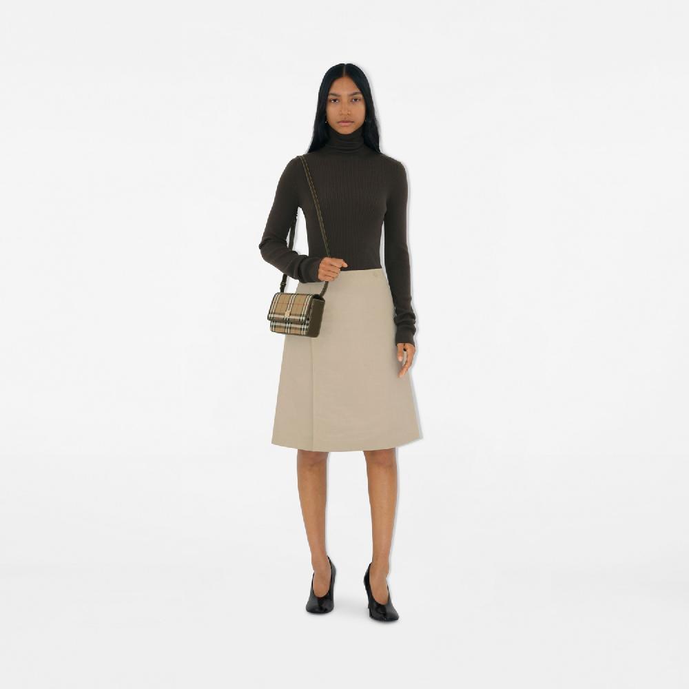 Burberry Bolso HampshirePrecio 990 00 € Personalizable Con Iniciales