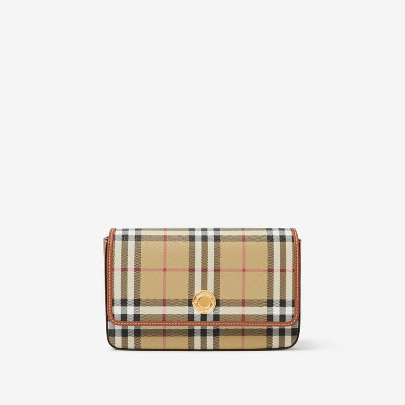 Burberry Bolso HampshirePrecio 990 00 € Personalizable con iniciales