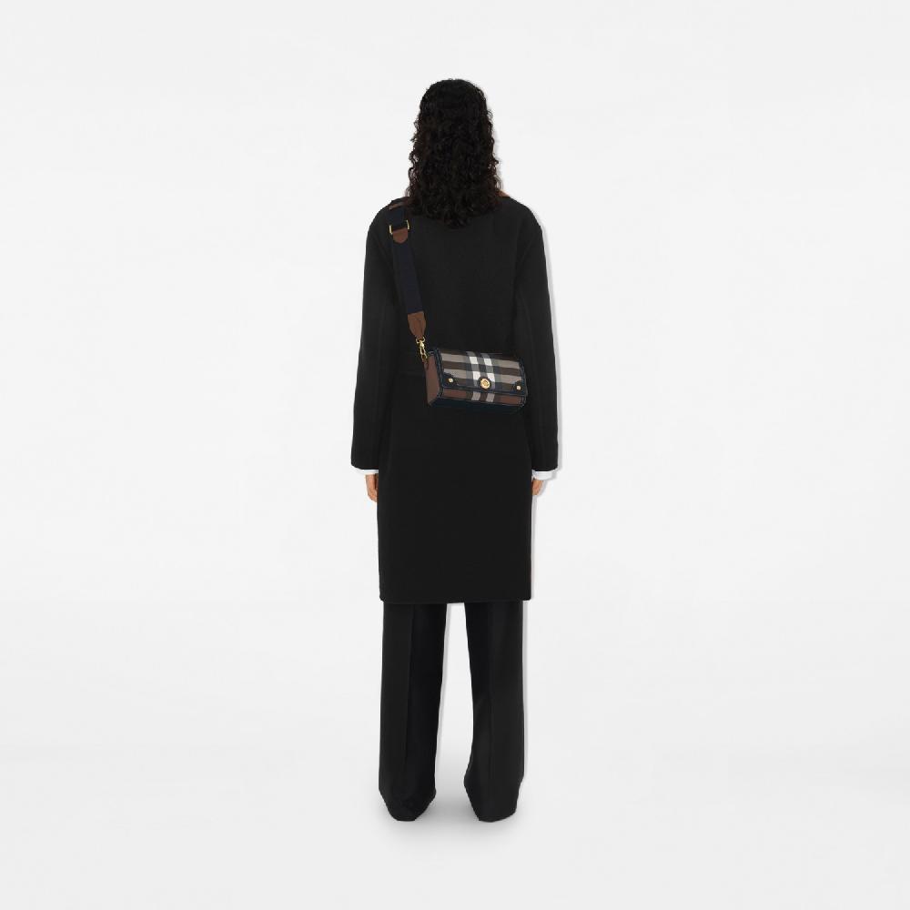 Burberry Bolso Note Con Asa SuperiorPrecio 1.390 00 €